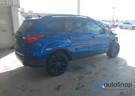 2019 Ford Escape Se z USA, uszkodzony, nr VIN 1FMCU0GD9KUB95713